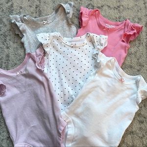 5/$20 | 5 pack short sleeve bodysuits